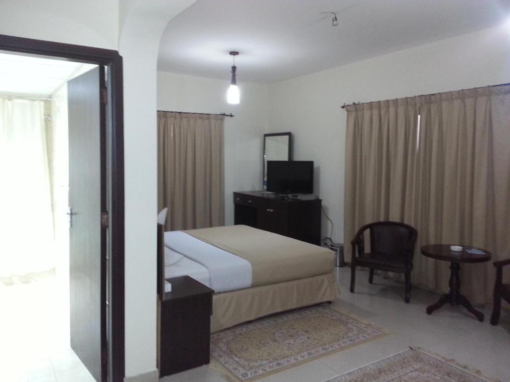 Hotel Dolphin